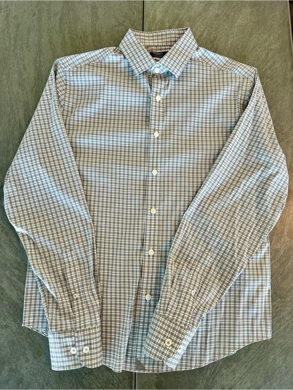 Untuckit Classic Men's Grey Plaid Wrinkle-Free Button-Down Shirt